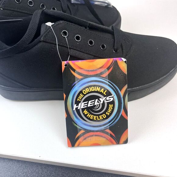 The Original Heelys Pro 20 All Black Wheeled Shoe Sneaker Men\'s Size 8 main image 7